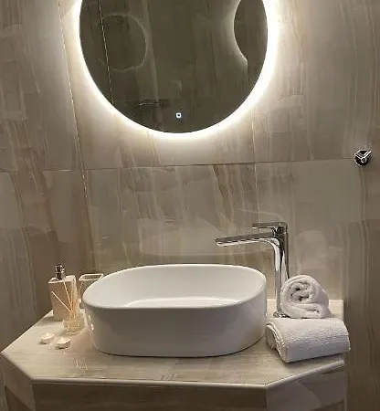 Barbara's House,new Luxury